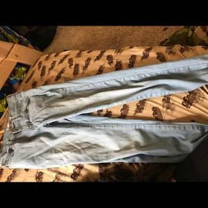 Levi high waisted supper skinny jeans 27
